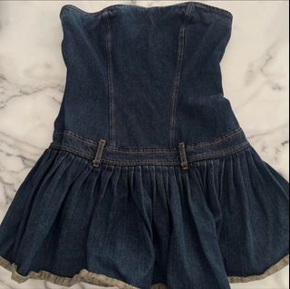 (Category: ) located in . Submitted by ahodesu (Listing ID 1423107865, Image 1). Description: .