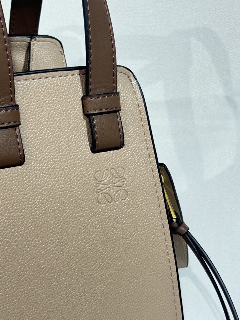 Loewe Puzzle Small Bag (Category: Luxury Bags & Wallets) located in Cebu City. Submitted by deluxe_moonlit (Listing ID 1423208379, Image 2). Description: Onhand REAL leather PM FOR MORE INQUIRIES LZC is not affiliated with or representing any of the brands featured..