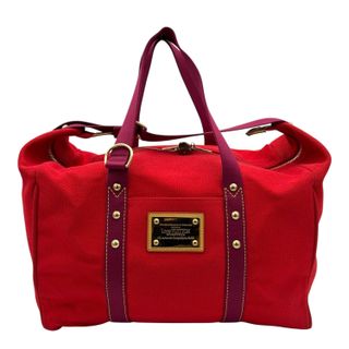 (Category: ) located in . Submitted by carousellluxury (Listing ID 1409080013, Image 1). Description: .