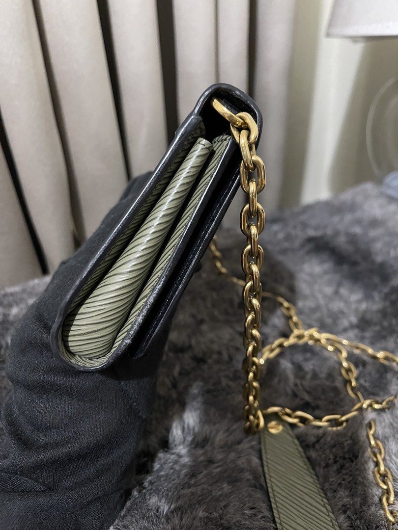 Louis Vuitton LV Chain Wallet (Category: Luxury Bags & Wallets) located in Quezon City. Submitted by theluxurycityph. (Listing ID 1423113059, Image 3). Description: Lv wallet on chain comes with box dustbag ribbon tag booklet.