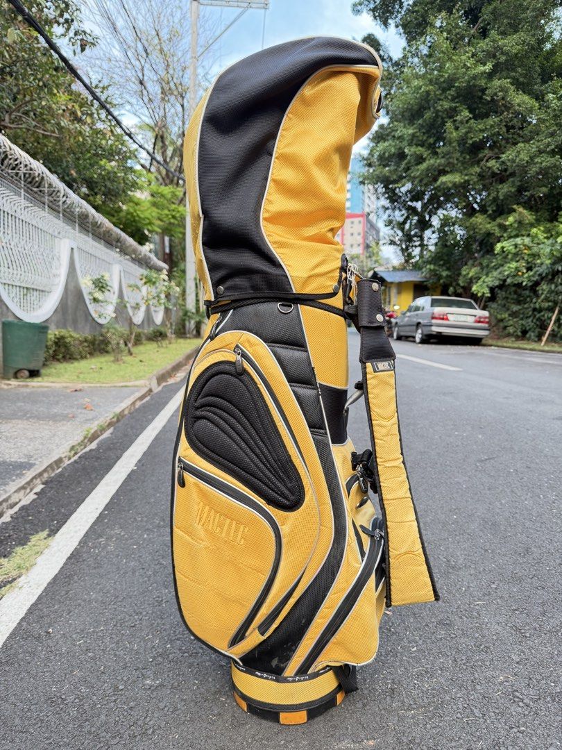 MacGregor Golf Bag (Category: Golf) located in Manila. Submitted by eclipse58 (Listing ID 1423093622, Image 1). Description: ⛳ Mactec Golf Stand Bag ♠️🔥 💎 Very Good Condition | No Issues Details: ✅ All zippers working ✅ No tears or holes 🏷️ DISCOUNTED Selling Price: ₱1,200 📍 Location: Quezon City.