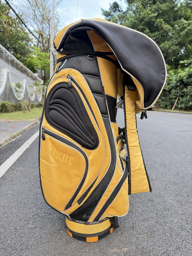 MacGregor Golf Bag (Category: Golf) located in Manila. Submitted by eclipse58 (Listing ID 1423093622, Image 2). Description: ⛳ Mactec Golf Stand Bag ♠️🔥 💎 Very Good Condition | No Issues Details: ✅ All zippers working ✅ No tears or holes 🏷️ DISCOUNTED Selling Price: ₱1,200 📍 Location: Quezon City.
