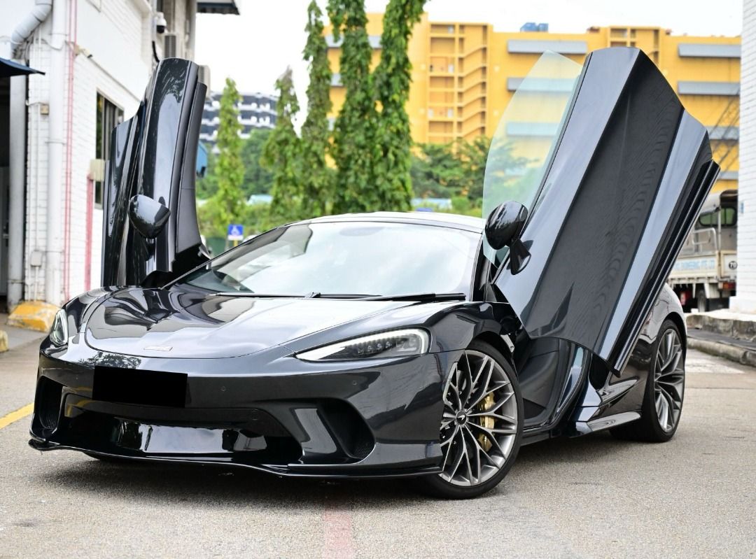 McLaren GT 4.0 V8 (A) (Category: Used Cars) located in Singapore. Submitted by speedismylife (Listing ID 1423151123, Image 3). Description: 1st Owner. Well Maintained. Accident Free! 5-year Warranty and 5 Free Servicing! Features Powered by 4.0l m840te twin turbocharged V8 engine producing 612bhp & max torque of 630nm. 7-speed ssg auto transmission. Rear wheel drive. Accessories 20/21" 10-spoke lightweight forged wheels. Bower & wilkins sound sys
