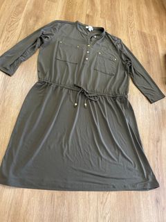 (Category: ) located in . Submitted by shopandless (Listing ID 1423082981, Image 1). Description: .