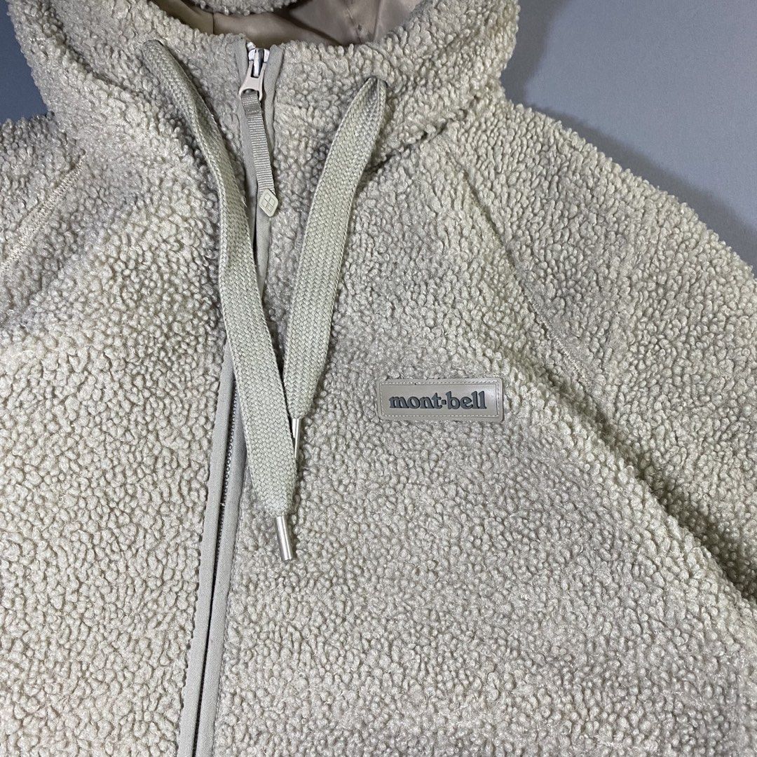 Montbell Fleece Jacket with Hood (Category: Coats, Jackets and Outerwear) located in Baguio. Submitted by marsuki_s (Listing ID 1423084589, Image 2). Description: Montbell Fleece Jacket Excellent Condition, Size Medium 22.27 .