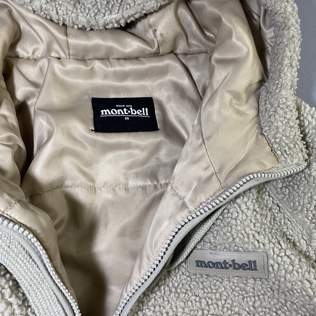 Montbell Fleece Jacket with Hood (Category: Coats, Jackets and Outerwear) located in Baguio. Submitted by marsuki_s (Listing ID 1423084589, Image 3). Description: Montbell Fleece Jacket Excellent Condition, Size Medium 22.27 .