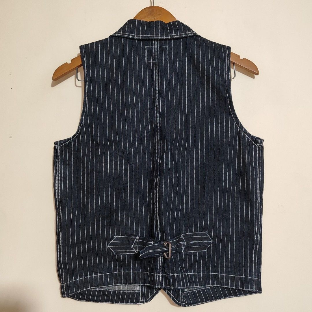 Okonkwo - Striped Denim Vest (Category: Vests) located in Puerto Princesa. Submitted by theoldtreasures (Listing ID 1423120464, Image 3). Description: Size: 36 on tag Excellent USED Condition Manage your expectations. Thrifted‼️.