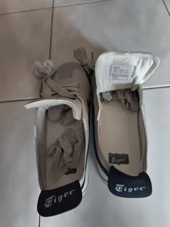 (Category: ) located in . Submitted by owain68 (Listing ID 1423121966, Image 1). Description: .