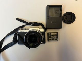 （分類：）位於 。 由 thearchivqes 提交（商品編號 1423197672，圖片 1）。簡介： 。