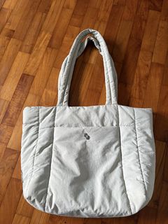 (Category: ) located in . Submitted by shop_loved (Listing ID 1423221240, Image 1). Description: .