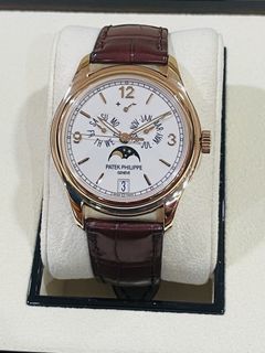 (Category: ) located in . Submitted by timepiecetrader (Listing ID 1423182731, Image 1). Description: .