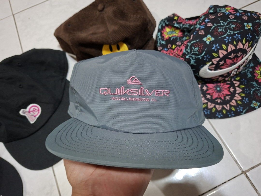 Quiksilver Originals Cap (Category: Caps & Hats) located in Makati City. Submitted by coleencloset (Listing ID 1423141186, Image 1). Description: size: OSFM condition rate: 9.5/10 condition: excellent issue: none / reshape rfs: need cash mop: gcash NO COD OR COP additional ship fee ALL SALES are FINAL, NO RETURNS buy with confidence! details are based on the condition of the item rating 1-10 NOTE: this item is ( PRE-OWNED/USED ) and therefore may