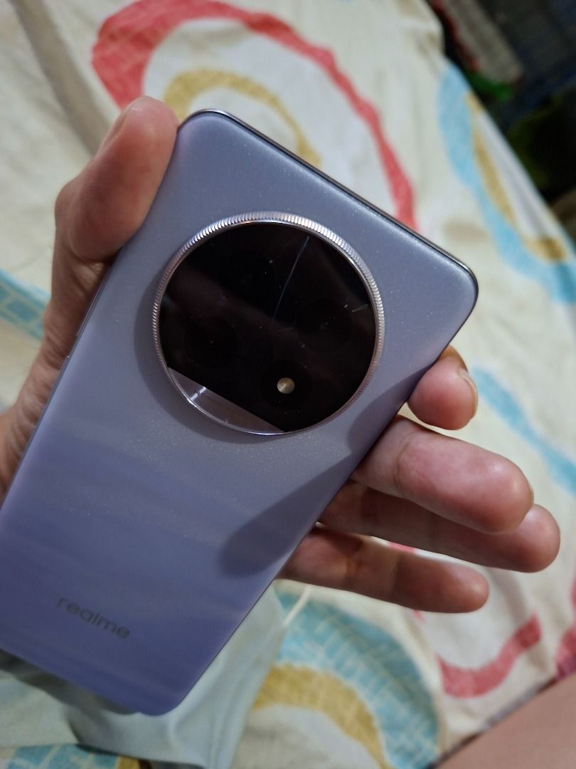 Realme 13 pro 5g rush (Category: Realme) located in Quezon City. Submitted by pusing010492 (Listing ID 1423258566, Image 2). Description: It comes with original charger case No hidden issue good as new Nver na nagamit since my wife upgrade We can meet at bgc taguig or we can do meet up or pick up Lalamove is also an option.