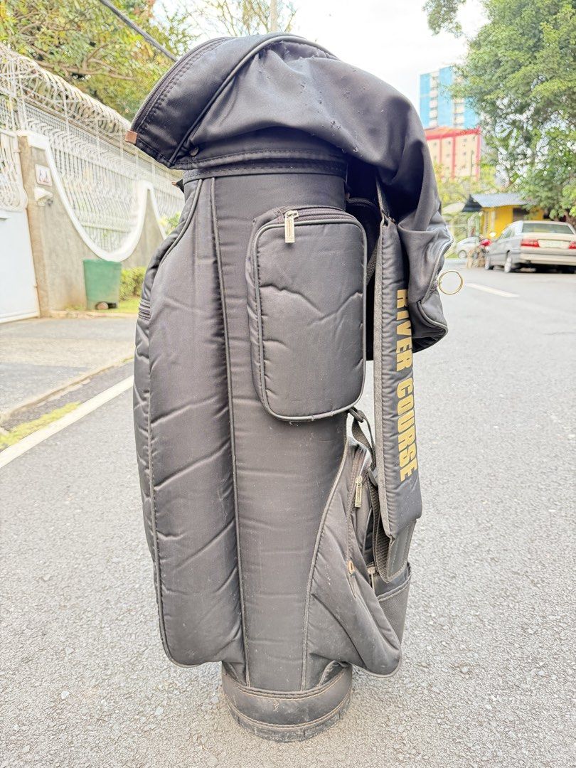 River Course Golf Bag (Category: Golf) located in Manila. Submitted by eclipse58 (Listing ID 1423092970, Image 2). Description: ⛳ River Course Golf Stand Bag ♠️🔥 💎 Good Condition | No Issues Details: ✅ All zippers working 🏷️ DISCOUNTED Selling Price: ₱900 📍 Location: Quezon City.