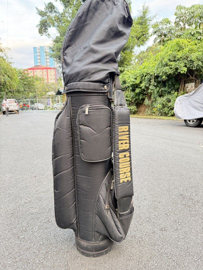 River Course Golf Bag (Category: Golf) located in Manila. Submitted by eclipse58 (Listing ID 1423092970, Image 1). Description: ⛳ River Course Golf Stand Bag ♠️🔥 💎 Good Condition | No Issues Details: ✅ All zippers working 🏷️ DISCOUNTED Selling Price: ₱900 📍 Location: Quezon City.