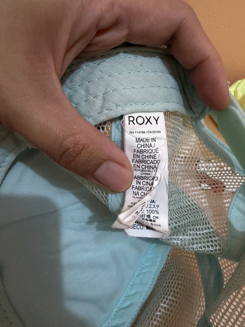 Roxy Cap ( Original) (Category: Hats & Beanies) located in Tagaytay City. Submitted by leylamm (Listing ID 1423120246, Image 2). Description: Authentic..