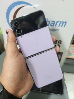 (Category: ) located in . Submitted by lucky.charm.gadgets (Listing ID 1423152955, Image 1). Description: .