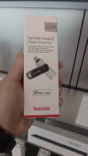 SanDisk iXpand Flash Drive Go 256GB