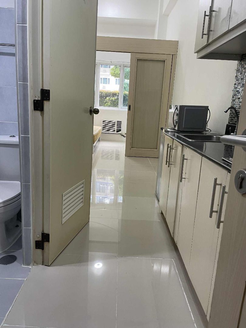 Sea Residences Studio for Rent (Category: Apartments & Condos) located in Manila. Submitted by mhpm_2026 (Listing ID 1423150315, Image 3). Description: Sea Residences Studio 23 sqm Mid floor Available Immediate Asking 20k per month (Inclusive of Condo Assoc Dues) Payment Terms: 1 month advance rental 2 months security deposit Post dated checks Please feel free to contact me now to reserve this unit. Thanks! .
