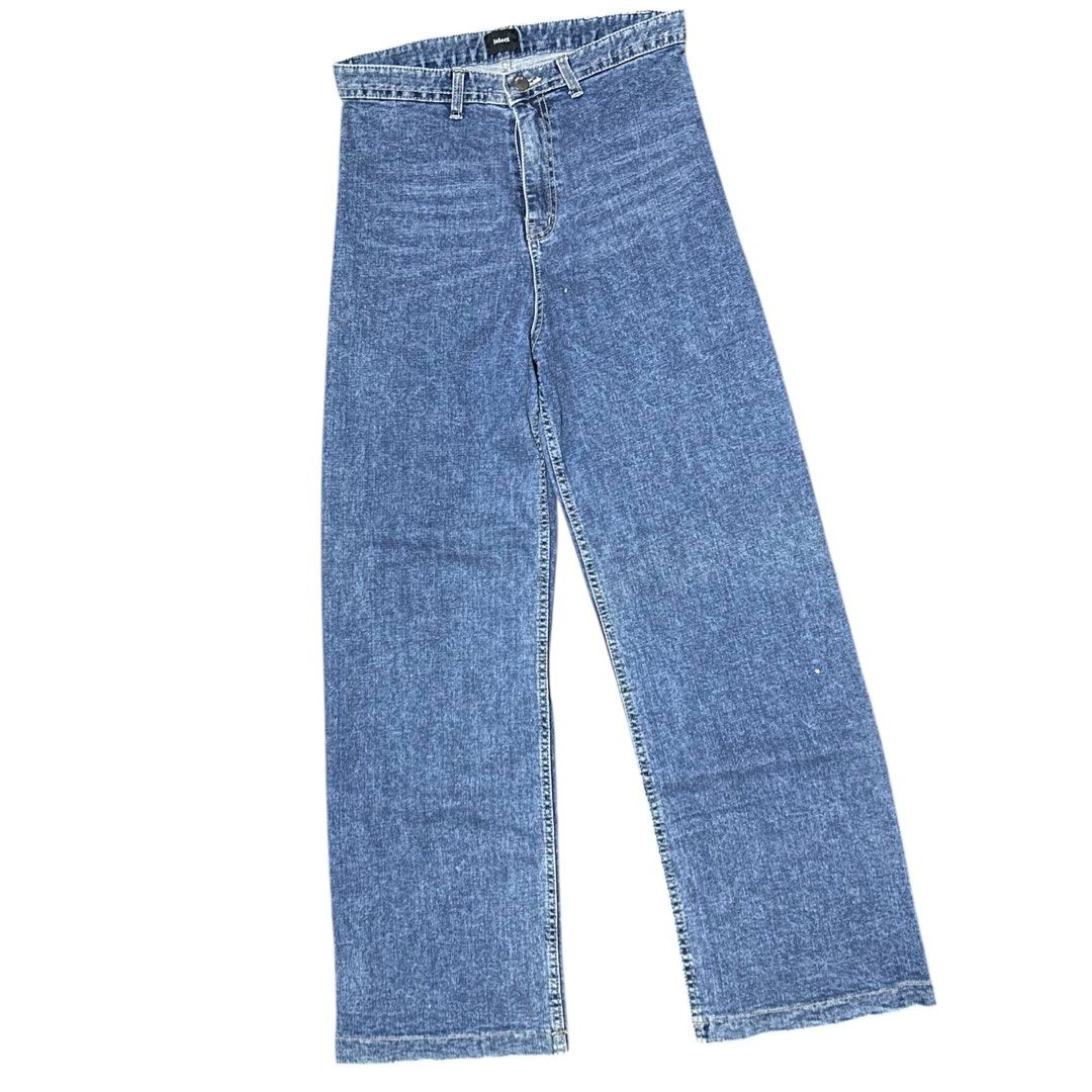 Select Denim Jeans (Category: Jeans) located in Manila. Submitted by dnllspr (Listing ID 1423192336, Image 2). Description: - Select denim jeans - Classic blue wash - Straight leg fit - Button and zipper closure - Size W : 29inches, L : 41inches.