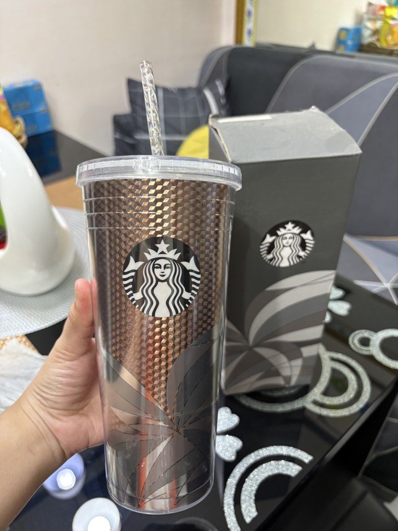 Starbucks 2022 Cold Cup Tumbler (Category: Water Bottles & Tumblers) located in Caloocan City. Submitted by introvertshopper (Listing ID 1423154555, Image 2). Description: - Starbucks Cold Cup tumbler 2022 with original box No issue Never been used.