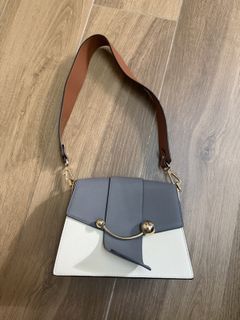 （分類：）位於 。 由 kt0629 提交（商品編號 1423158094，圖片 1）。簡介： 。