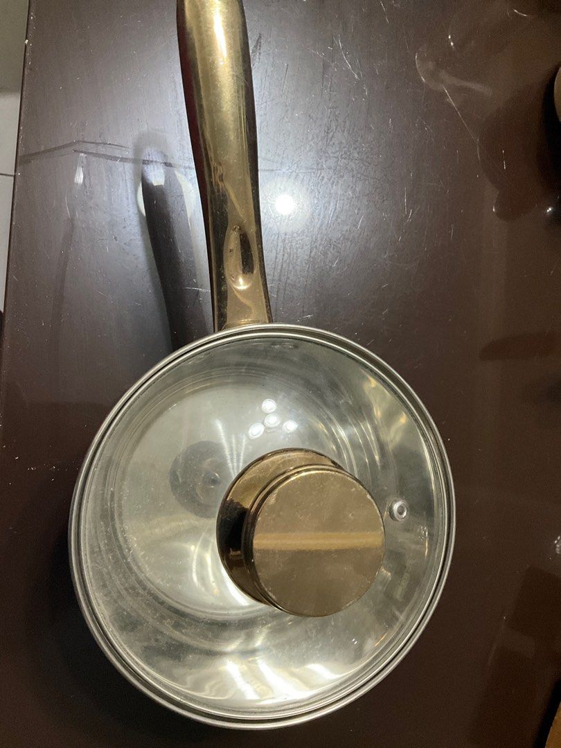 Super chef 16 cm goldtoned handle saucepan (Category: Cookware & Accessories) located in Quezon City. Submitted by cynlchan (Listing ID 1423188952, Image 3). Description: Sturdy and induction ready .