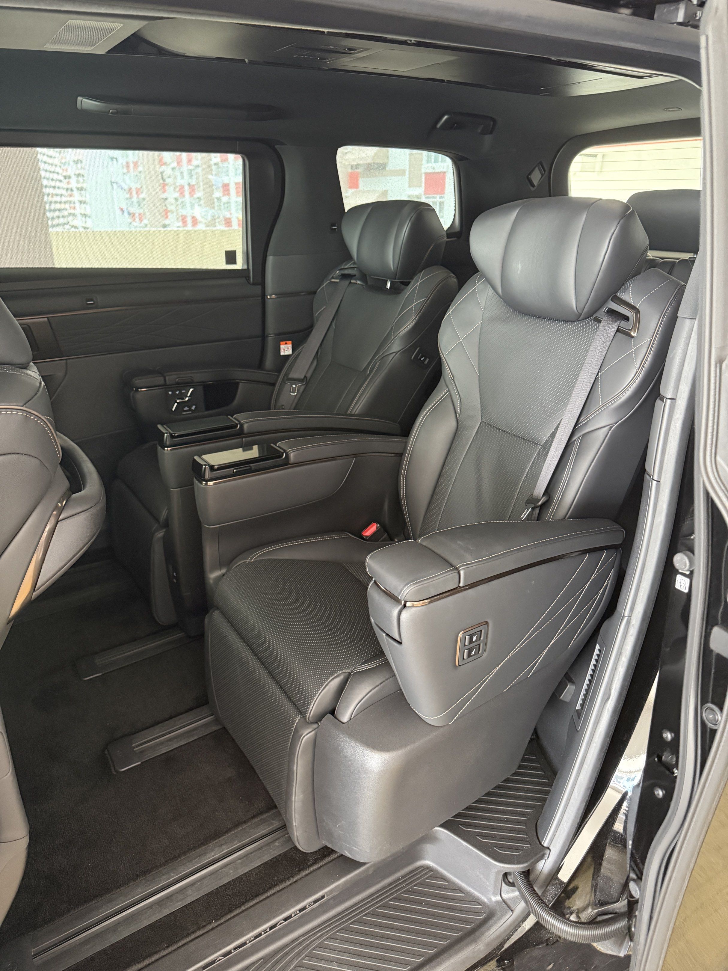 Toyota Alphard Hybrid year 2025 model, Cars, Car Rental on Carousell