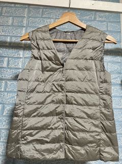 (Category: ) located in . Submitted by niqclassythrift (Listing ID 1423139212, Image 1). Description: .