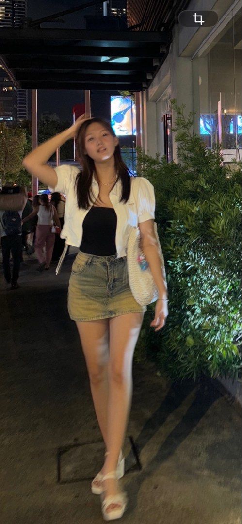 White blouses (Category: Blouses) located in San Juan City. Submitted by declutterhailey (Listing ID 1423174430, Image 1). Description: Bought in hongdae korea.