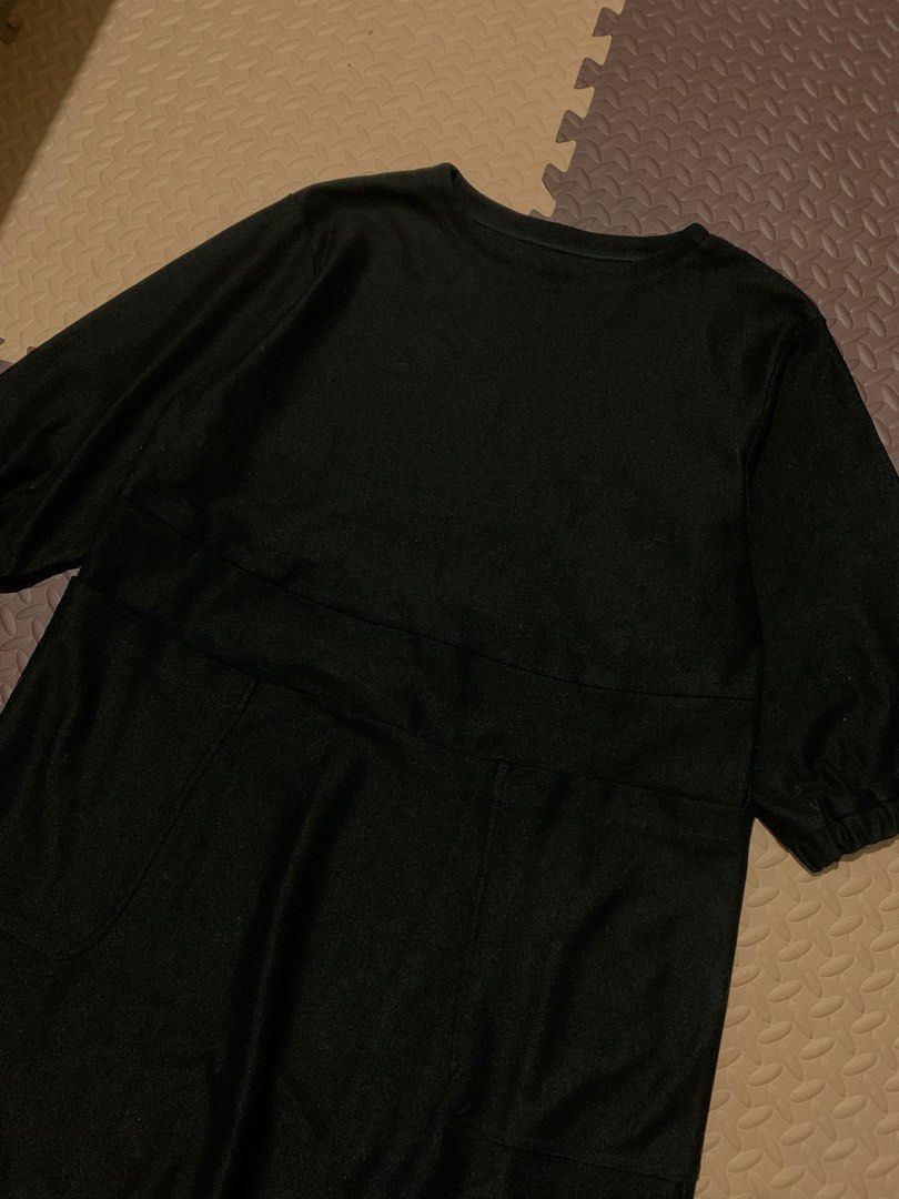 Y's for living Black Dress (Category: Dresses) located in Malasiqui. Submitted by millsthrift.ph (Listing ID 1423102283, Image 2). Description: Ys For Living by yohji yamamoto Length 40 Width 22 Good as new - Y's for living black dress - Round neck - Short sleeves - Two front pockets - Unique seam detail - Fabric: 59% Polyester, 41% Cotton - Made in Japan.