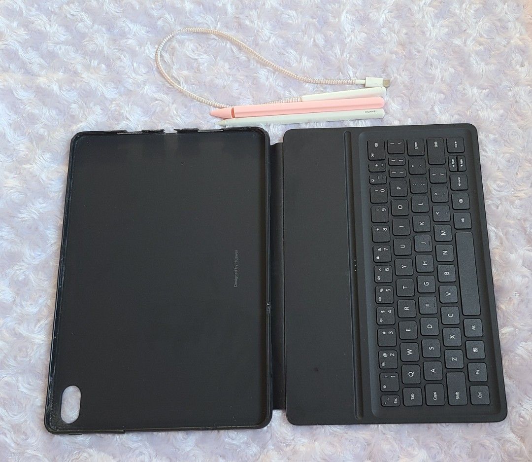 2023 HUAWEI MatePad 11.5" Tablet (Category: Others) located in Cavite. Submitted by vantaeshop (Listing ID 1423322790, Image 3). Description: - Lady-owned - Bought in 2023 - With original boxes - Used for only a year then stored - Includes: All original keyboard, M-Pencil, and case (flawed) - Charger cable and adapter is not included.