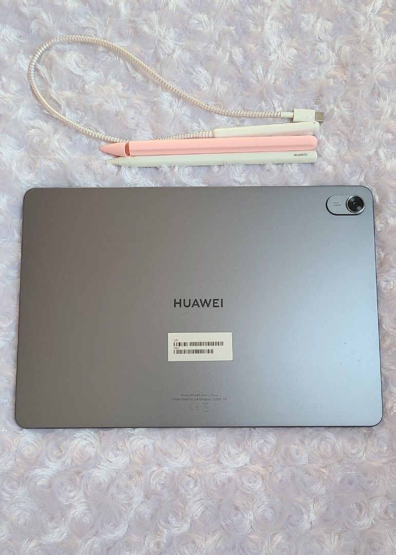 2023 HUAWEI MatePad 11.5" Tablet (Category: Others) located in Cavite. Submitted by vantaeshop (Listing ID 1423322790, Image 2). Description: - Lady-owned - Bought in 2023 - With original boxes - Used for only a year then stored - Includes: All original keyboard, M-Pencil, and case (flawed) - Charger cable and adapter is not included.