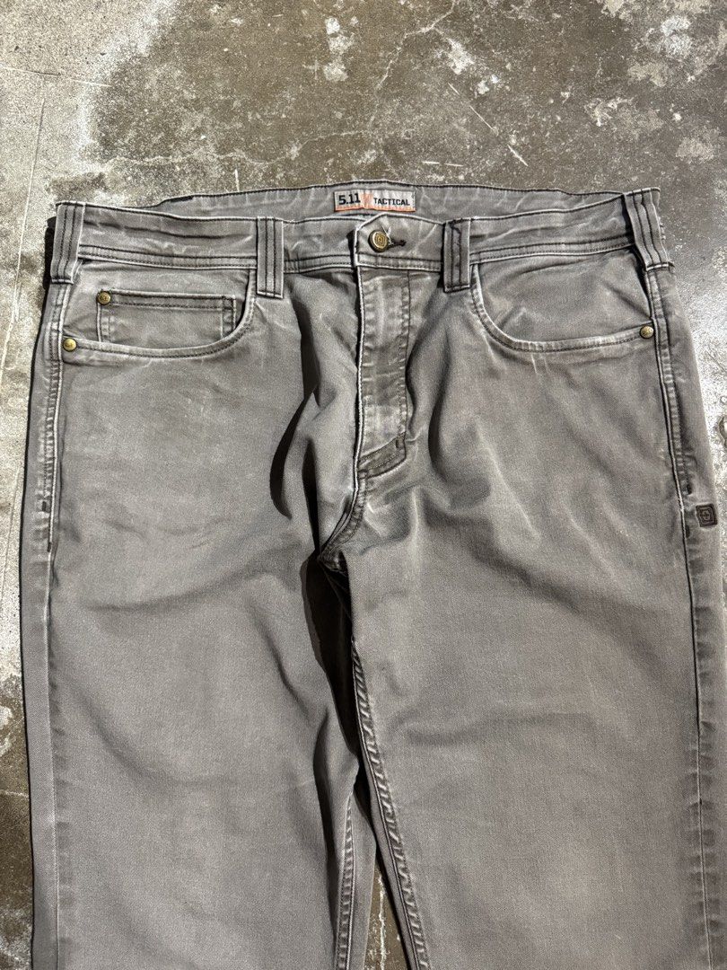 5.11 Tactical Grey Washed Pants (Category: Jeans) located in Cavite. Submitted by dracokidstuff (Listing ID 1423271220, Image 3). Description: - 5.11 Tactical Jeans 5.11 Tactical Grey Washed Pants Size: 36x30 Dimes: W36 L38 LO7.5 Very good condition Issue scratches at knee 999 plus sf - Classic five-pocket design - Straight leg fit - Sturdy fabric - Unique patterned interior lining - Size: US 6 x 30, FR 44, DE 52 - Made in Bangladesh.