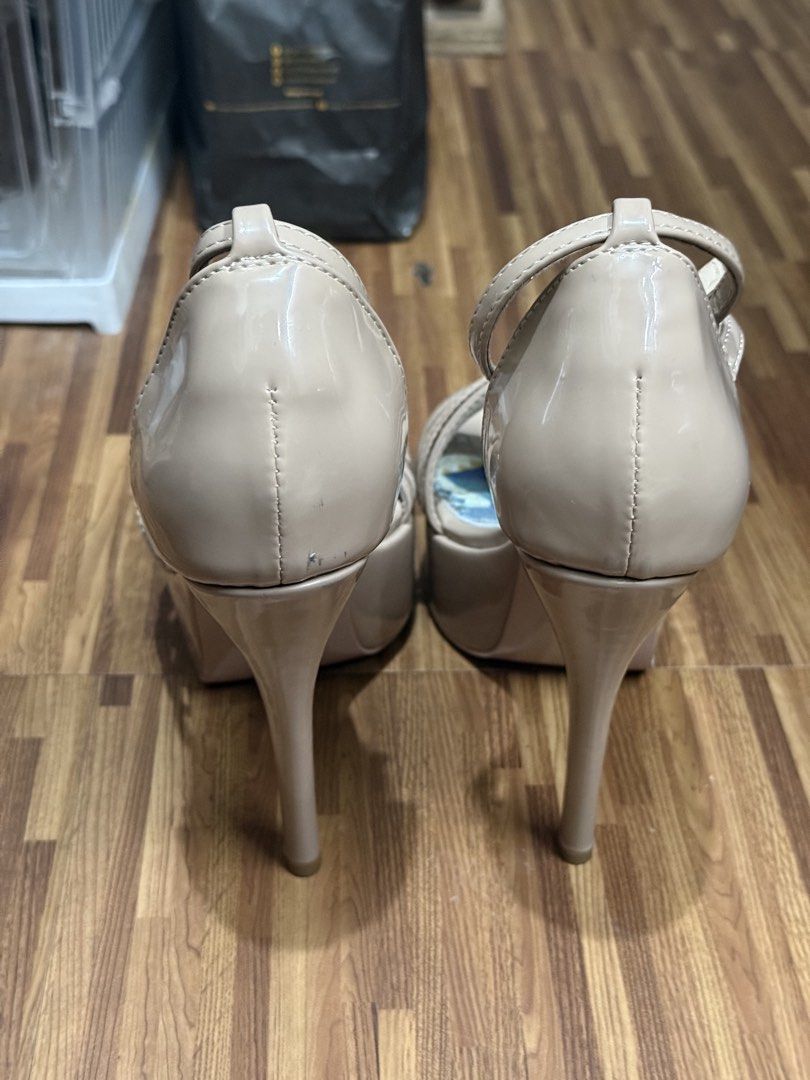 5” Jojo Bragais Nude Heels (Category: Heels) located in Pasig City. Submitted by riusables (Listing ID 1423403691, Image 3). Description: Model: Kevin Bought last April 2024 for ₱5,500 100% Authentic Used only for Miss World Philippines 2024 pageant and occasional hosting events w/ minor scratches in front (see photos) It’s my personal favorite design cause it makes your feet look slimmer/sexier! Best for pageants, can be worn for formal and spec