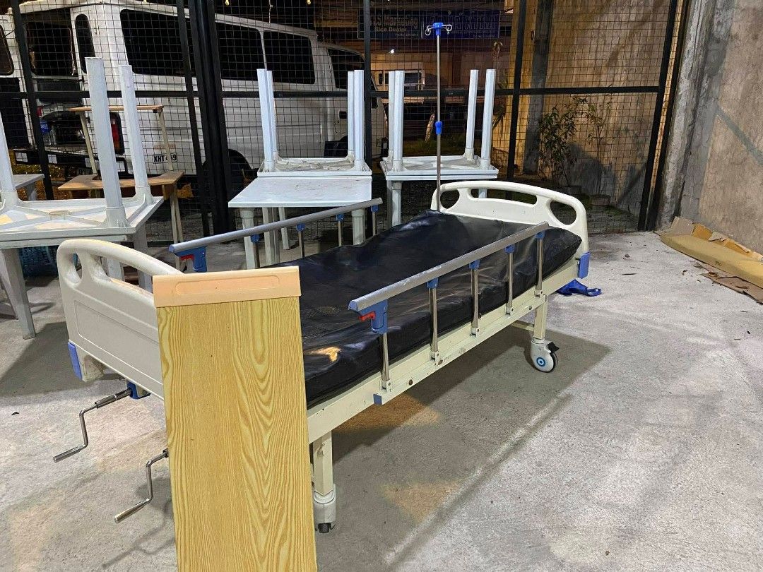 Adjustable Hospital Bed with reclining height (Category: Medical Supplies & Tools) located in Manila. Submitted by joy63057743416 (Listing ID 1423339724, Image 1). Description: we accept bulk orders brandnew affordable onhand negotiable good quality and condition open for pick up and delivery high quality we also sell many medical supplies call me 09268225723 cod,gcash,bank transfer lifetime time free service.