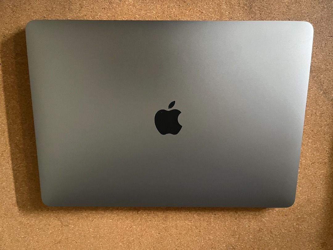 Apple MacBook Pro420612161521602561