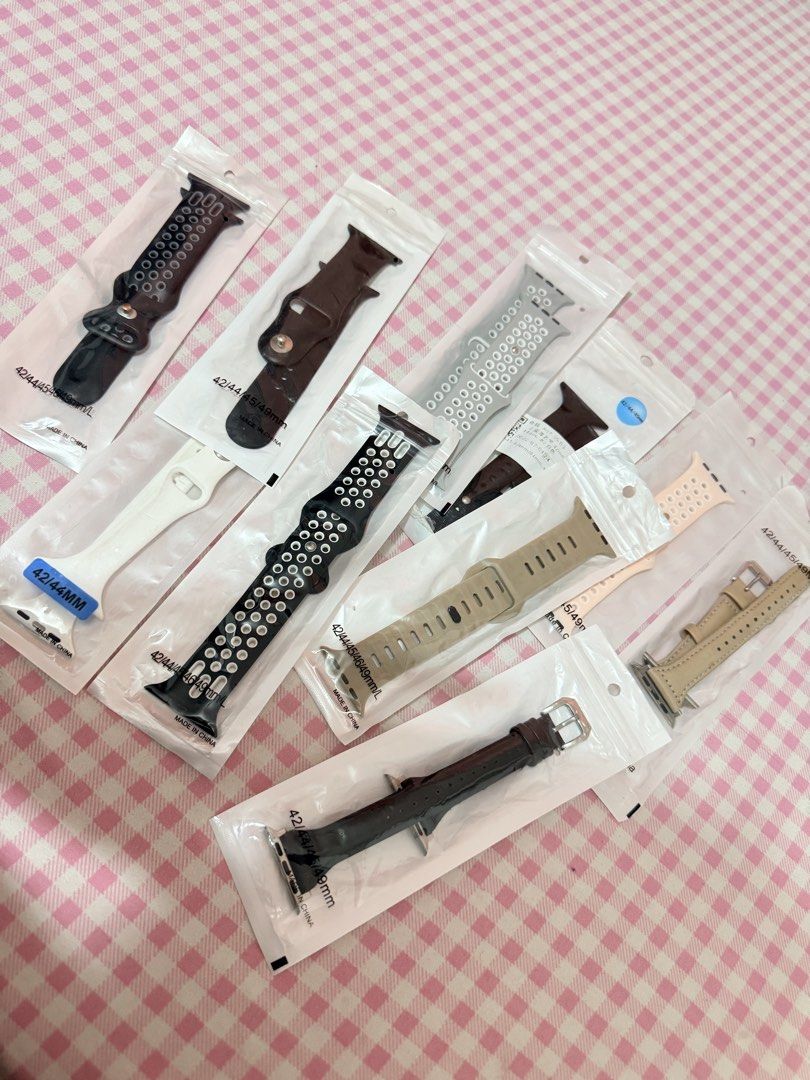 Apple Watch Straps 42/44/45/49mm (Category: Wearables & Smart Watches) located in Dasmarinas. Submitted by xocee__ (Listing ID 1423362435, Image 1). Description: .