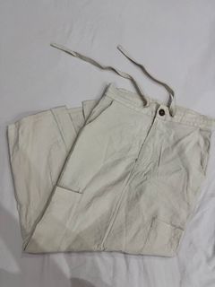 (Category: ) located in . Submitted by shop.pea (Listing ID 1423384681, Image 1). Description: .