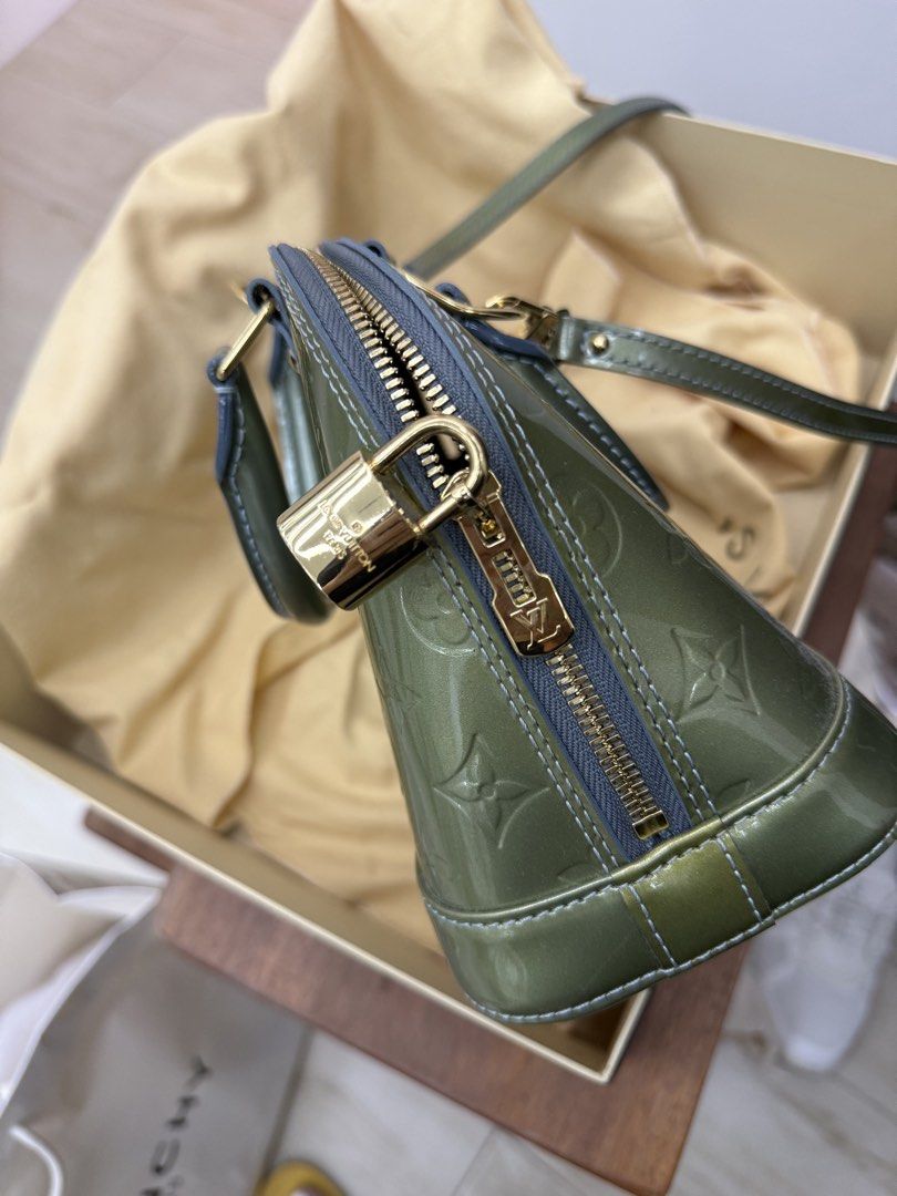 Auth LV Monogram Vernis Alma BB (Category: Luxury Bags & Wallets) located in Manila. Submitted by littleempress (Listing ID 1423280154, Image 2). Description: Comes complete with box and dustbag, no tarnishings on hardware, in very good condition RFS: decluttering.