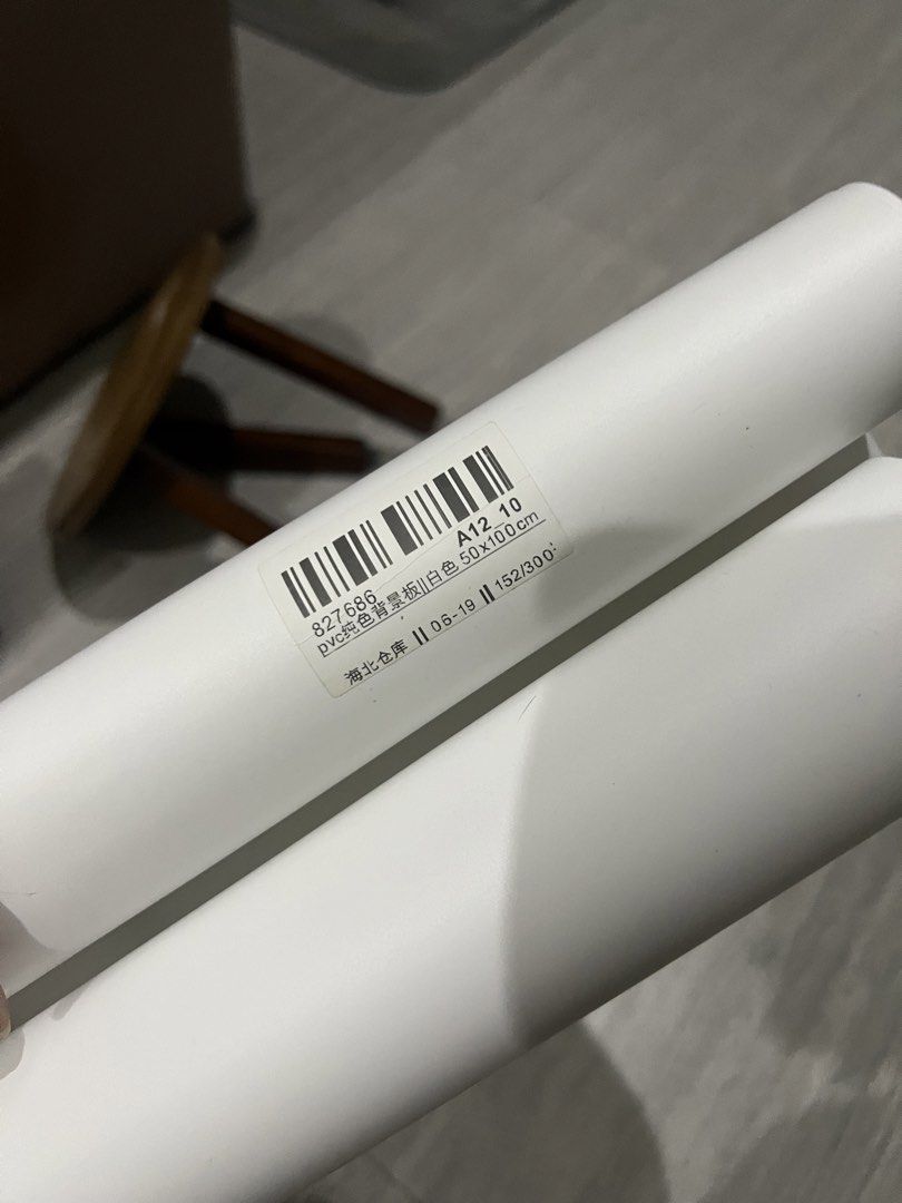 BACK DROP WHITE BACKGROUND (Category: Other Photography Accessories) located in Quezon City. Submitted by styleandcomfort (Listing ID 1423351780, Image 2). Description: Barely used but pls zoom in photos for details Message me for inquiries 😊.