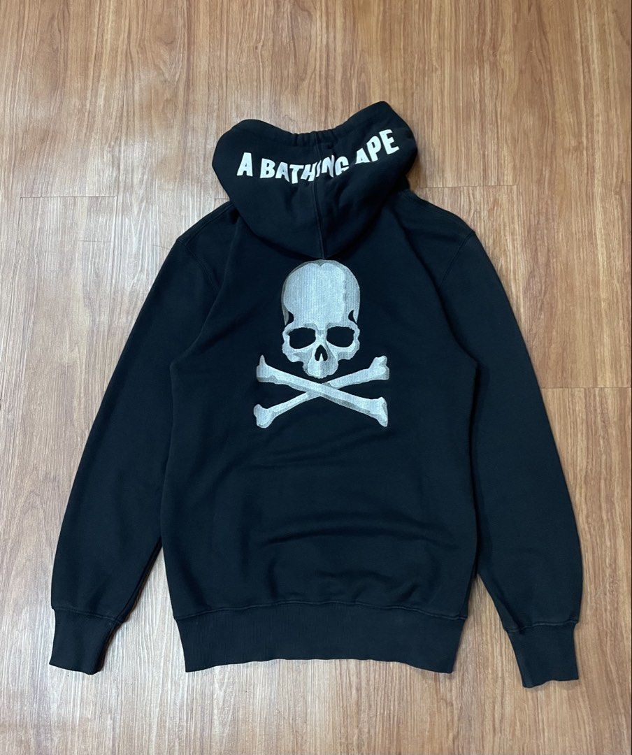 BAPE x Mastermind Hoodie (Category: Hoodies) located in Baguio. Submitted by singlestitchbc (Listing ID 1423339847, Image 1). Description: .