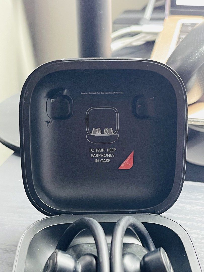 Beats Powerbeats Pro Wireless Earphones (Category: Earphones) located in Caloocan City. Submitted by epicogiftshop (Listing ID 1423429170, Image 1). Description: .
