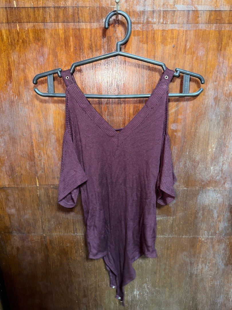 Burgundy Off-Shoulder Bodysuit (Category: Others Tops) located in Quezon City. Submitted by closetbymira_ (Listing ID 1423372837, Image 2). Description: - Burgundy off-shoulder bodysuit - V-neckline with lace-up detailing - Short sleeves - Thong bottom with snap closures - Ribbed fabric - Dress it up or down! - Used once.