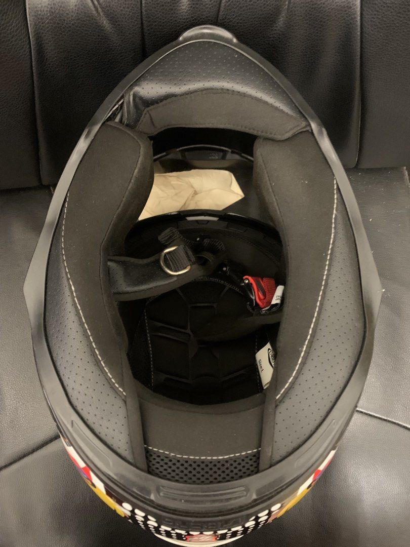 Caberg （分類：電單車買賣）位於 Hong Kong。 由 zeroip 提交（商品編號 1423292855，圖片 3）。簡介： Caberg 頭盔 L 碼，新淨有輕微使用痕跡，土瓜灣交收。
