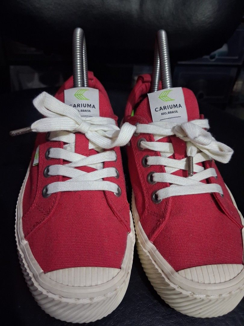 Cariuma Oca Low Red Canvas Sneakers (Category: Sneakers) located in Mandaluyong City. Submitted by daddyjpanlilio24 (Listing ID 1423393084, Image 2). Description: P 850+sf Cariuma OCA low canvas Size 5us womens Brand new condition Galing abroad sinukat lang hindi trip ni bunso No box No issue Mandaluyong Shipping/payment: Jnt, payment 1st(gcash)no cop/no cos Lalamove, cod(abono)or gcash upon pick up.