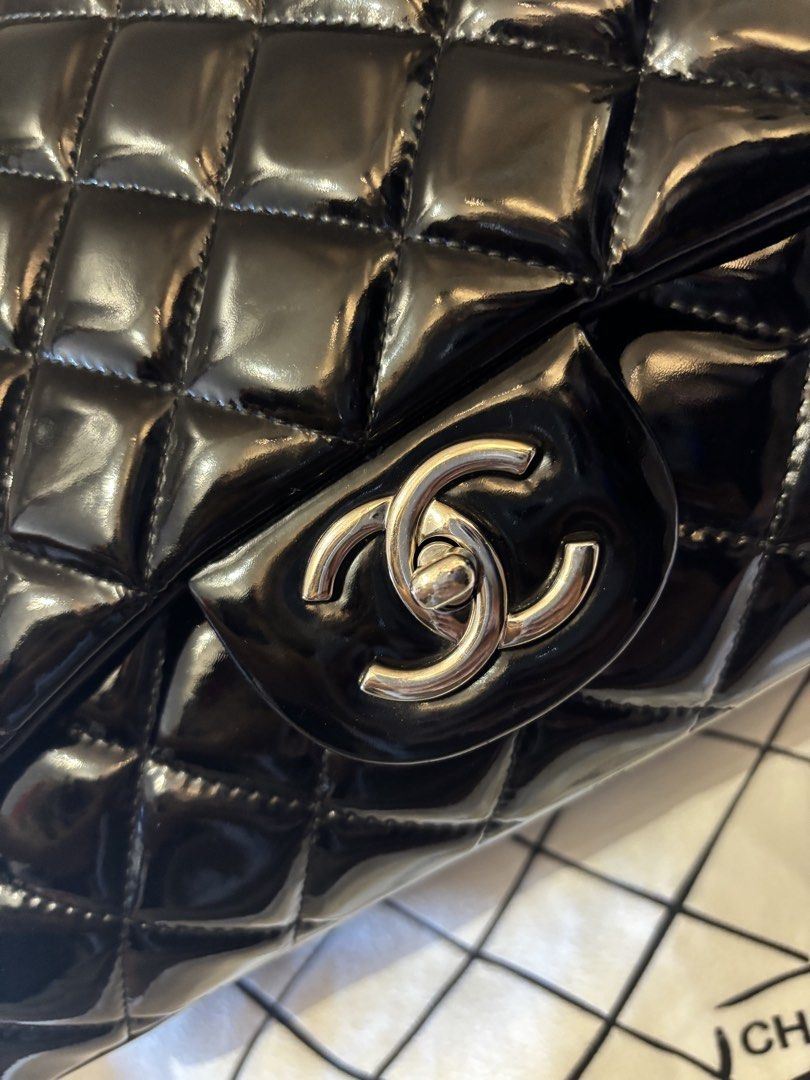 Chanel Classic maxi double flap SHW (Category: Luxury Bags & Wallets) located in Muntinlupa City. Submitted by bagaholicmom (Listing ID 1423313522, Image 3). Description: 💯 AUTHENTIC! Negotiable Chanel maxi double flap Patent leather Interior lambskin SHW Series 15 With dustbag 8/10 No major flaw, so scuffs rubs or crack Minor signs of usage.