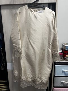 (Category: ) located in . Submitted by iraaaaaafendi (Listing ID 1423332151, Image 1). Description: .