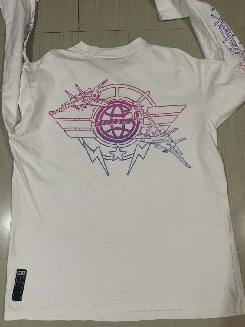 Declutter (Category: Coats, Jackets and Outerwear) located in Bulacan. Submitted by icegemdy_ (Listing ID 1423249743, Image 3). Description: Declutter forsalad orig lakers cap and dbtk sweetshirt size large for only 1,200 bulacan loc can do meet up around bulacan..
