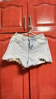 (Category: ) located in . Submitted by beaflr (Listing ID 1423406808, Image 1). Description: .